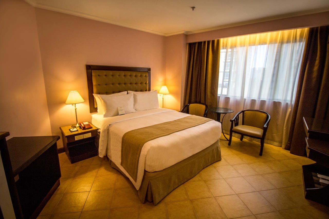 Royal Bellagio Hotel Makati City Zewnętrze zdjęcie