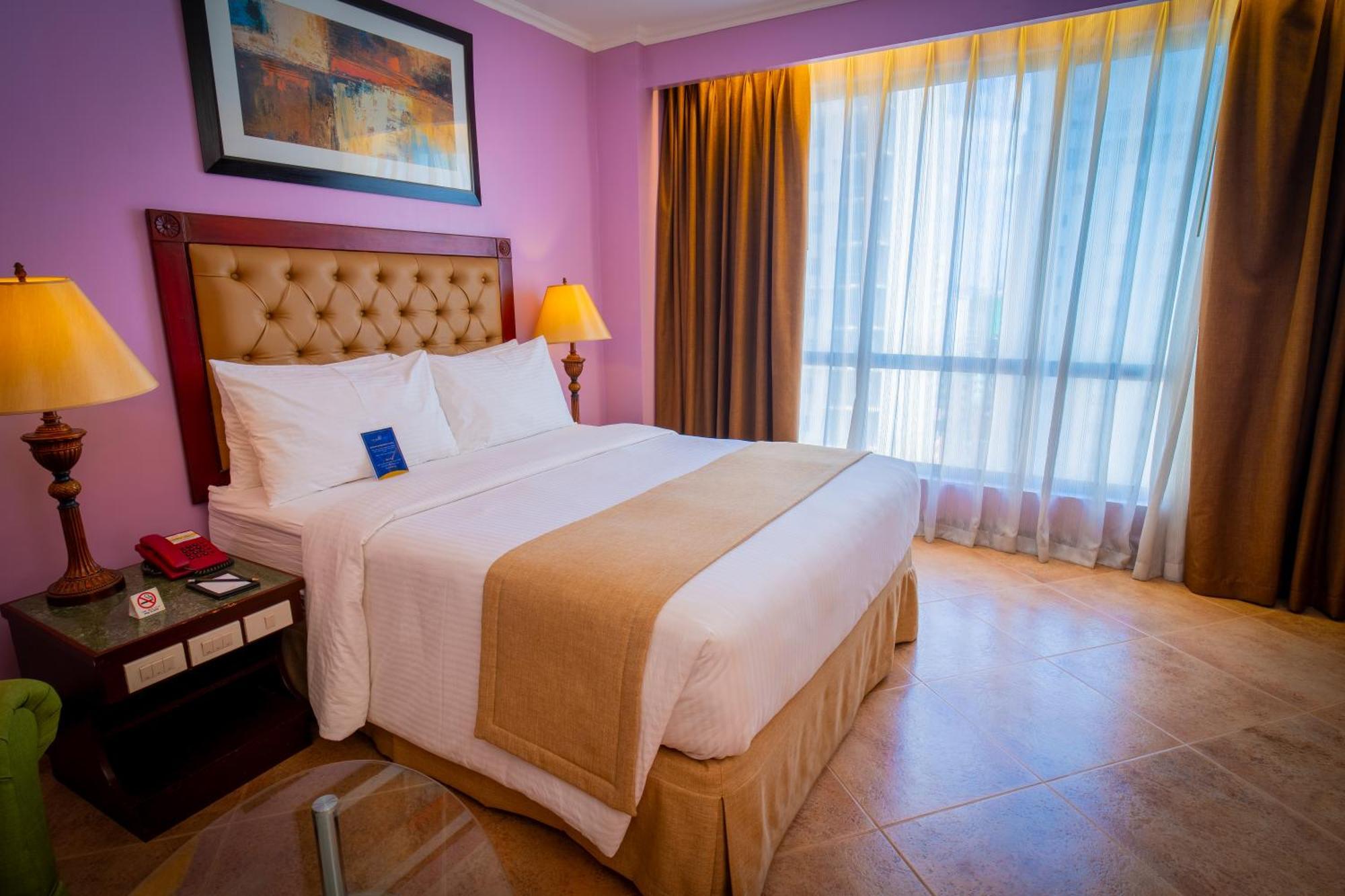 Royal Bellagio Hotel Makati City Zewnętrze zdjęcie