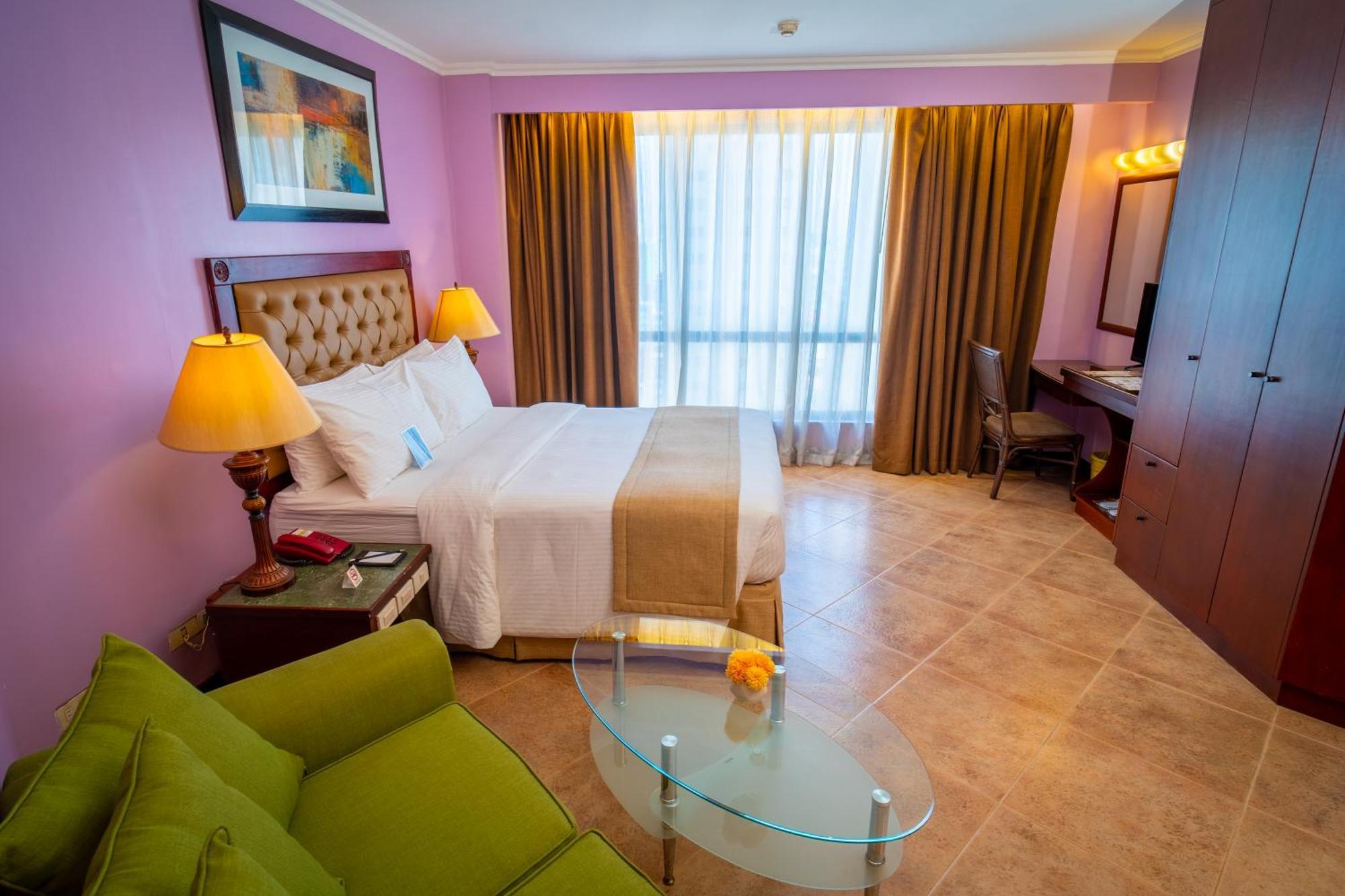 Royal Bellagio Hotel Makati City Zewnętrze zdjęcie